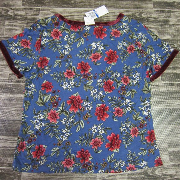 NWT Women's Print/Velvet Trimmed Short Sleeve Top - Picture 6 of 9